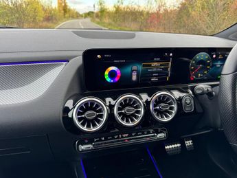 Mercedes-Benz GLA Class GLA 250e Exclusive Edition Premium Auto Petrol Hybrid PHEV 15KWH