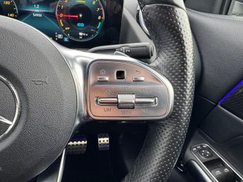 Mercedes-Benz GLA Class GLA 250e Exclusive Edition Premium Auto Petrol Hybrid PHEV 15KWH