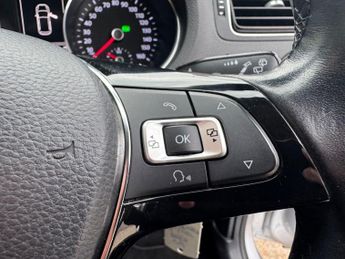 Volkswagen Polo SE TSI DSG