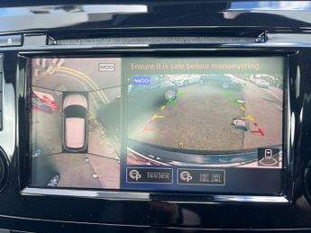 Nissan Qashqai 1.3 DIG-T N-CONNECTA DCT AUTOMATIC