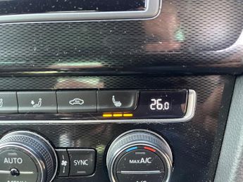 Volkswagen Golf 2.0 GTI DSG AUTOMATIC