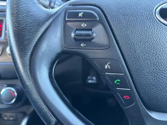 Kia Ceed CRDI VR7