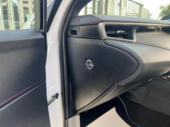 Toyota Corolla 1.8 VVT-h Excel Touring Sports CVT Euro 6 (s/s) 5dr