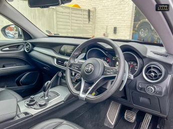 Alfa Romeo Stelvio 2.2 TD Speciale SUV 5dr Diesel Auto Q4 AWD Euro 6 (s/s) (210 ps)