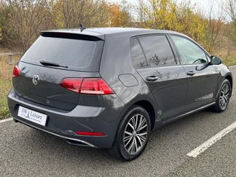 Volkswagen Golf 1.4 TSI SE NAV DSG Auto Petrol SAT NAV/PARKTRONIC/FOLDING MIRROR
