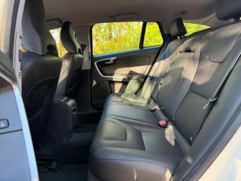 Volvo V60 2.0 T4 SE Nav Auto Euro 6 (s/s) 5dr