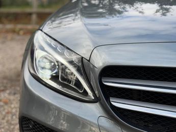 Mercedes-Benz C Class 2.1 C220d AMG Line (Premium Plus) 7G-Tronic+ Euro 6 (s/s) 4dr