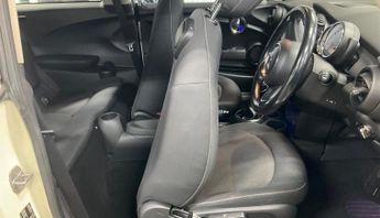 Mini Hatch 1.5 Cooper Auto Euro 6 (s/s) 3dr