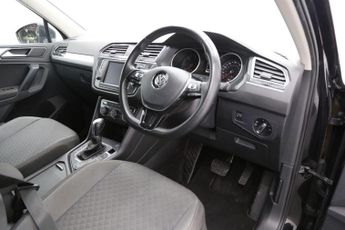 Volkswagen Tiguan 2.0 TDI BlueMotion Tech SE DSG 4Motion Euro 6 (s/s) 5dr