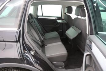 Volkswagen Tiguan 2.0 TDI BlueMotion Tech SE DSG 4Motion Euro 6 (s/s) 5dr