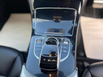 Mercedes-Benz C Class 2.1 C220 BlueTEC AMG Line G-Tronic+ Euro 6 (s/s) 4dr