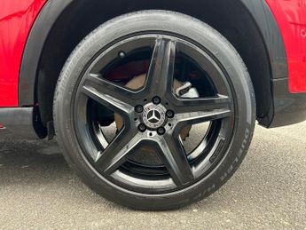 Mercedes-Benz GLA Class GLA 180 AMG LINE EDITION 1 OWNER SAT NAV REAR CAMERA