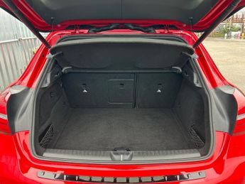 Mercedes-Benz GLA Class GLA 180 AMG LINE EDITION 1 OWNER SAT NAV REAR CAMERA