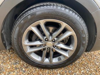 Hyundai SANTA FE 2.2 CRDi Blue Drive Premium SE Auto 4WD Euro 6 (s/s) 5dr (7 Seat