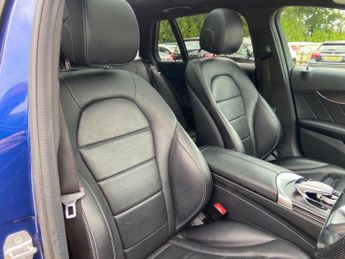 Mercedes-Benz C Class 2.0 C200 AMG Line (Premium Plus) G-Tronic+ Euro 6 (s/s) 5dr