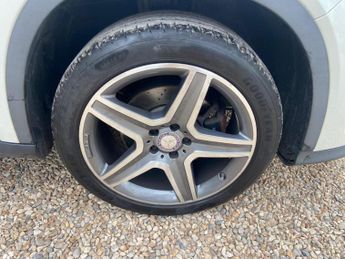 Mercedes-Benz GLA 2.1 GLA220d AMG Line (Premium Plus) 7G-DCT 4MATIC Euro 6 (s/s) 5