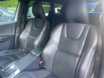Volvo XC60 2.4 D5 R-Design Lux Nav Geartronic AWD Euro 5 5dr
