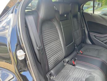 Mercedes-Benz GLA 2.1 GLA200d AMG Line (Premium) 7G-DCT 4MATIC Euro 6 (s/s) 5dr