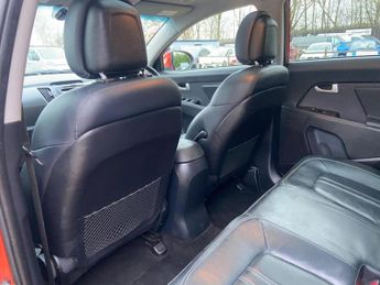 Kia Sportage 2.0 CRDi KX-3 Auto AWD Euro 5 5dr (SNav)