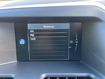 Volvo XC60 2.0 D4 SE Lux Nav Auto Euro 6 (s/s) 5dr