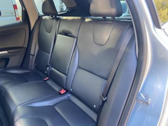 Volvo XC60 2.0 D4 SE Lux Nav Auto Euro 6 (s/s) 5dr