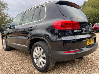 Volkswagen Tiguan 2.0 TDI BlueMotion Tech Match DSG 4WD Euro 5 (s/s) 5dr