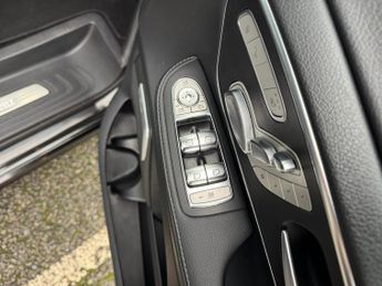 Mercedes-Benz Eqv EQV 300 Sport Premium 90KWH Auto Electric 7 SEATER/360 CAM/BURME