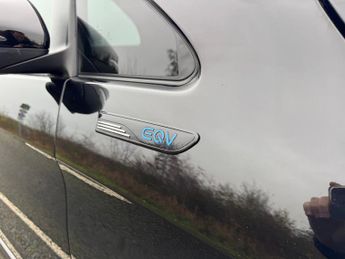 Mercedes-Benz Eqv EQV 300 Sport Premium 90KWH Auto Electric 7 SEATER/360 CAM/BURME