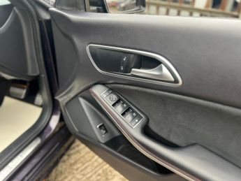 Mercedes-Benz CLA Class 2.1 CLA220 CDI AMG Sport Coupe 7G-DCT Euro 6 (s/s) 4dr