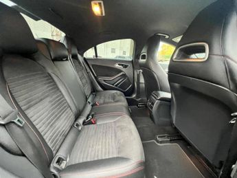 Mercedes-Benz CLA Class 2.1 CLA220 CDI AMG Sport Coupe 7G-DCT Euro 6 (s/s) 4dr