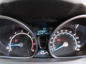 Ford Fiesta 1.0 Zetec Euro 5 (s/s) 5dr