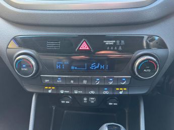 Hyundai TUCSON CRDI PREMIUM BLUE DRIVE