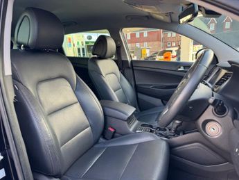 Hyundai TUCSON CRDI PREMIUM BLUE DRIVE