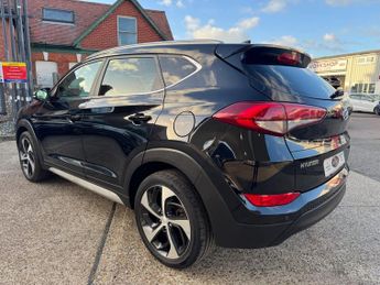 Hyundai TUCSON CRDI PREMIUM BLUE DRIVE