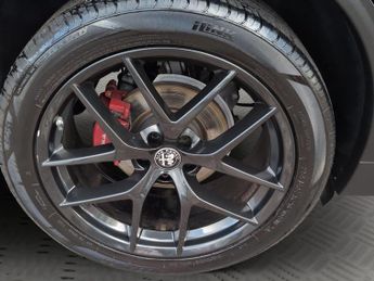 Alfa Romeo Stelvio 2.2 TD Nero Edizione Auto Q4 AWD Euro 6 (s/s) 5dr