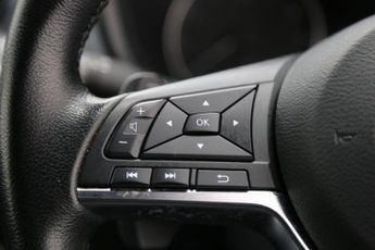 Nissan Juke 1.0 DIG-T N-Connecta DCT Auto Euro 6 (s/s) 5dr