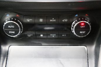 Mercedes-Benz CLA Class 1.6 CLA180 AMG Line Edition Shooting Brake 7G-DCT Euro 6 (s/s) 5