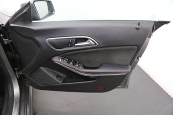 Mercedes-Benz CLA Class 1.6 CLA180 AMG Line Edition Shooting Brake 7G-DCT Euro 6 (s/s) 5