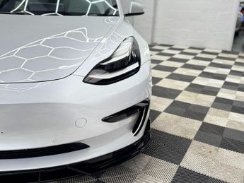 Tesla Model 3 (Dual Motor) Performance Auto 4WDE 4dr (Performance Upgrade)