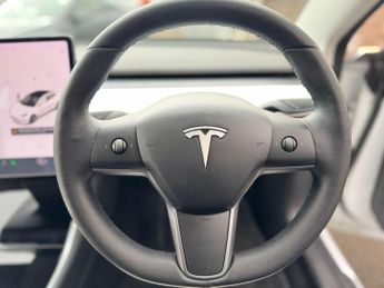 Tesla Model 3 (Dual Motor) Performance Auto 4WDE 4dr (Performance Upgrade)