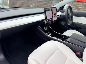 Tesla Model 3 (Dual Motor) Performance Auto 4WDE 4dr (Performance Upgrade)