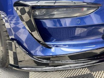 Tesla Model 3 (Dual Motor) Long Range Auto 4WDE 4dr