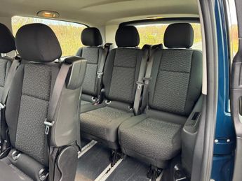 Mercedes-Benz eVito Tourer Premium L3 Auto Electric 9 Seater 100 KWH EX-LWB/PARKTRON