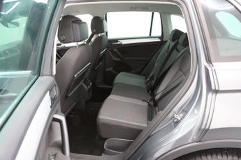 Volkswagen Tiguan 2.0 TDI Match DSG Euro 6 (s/s) 5dr