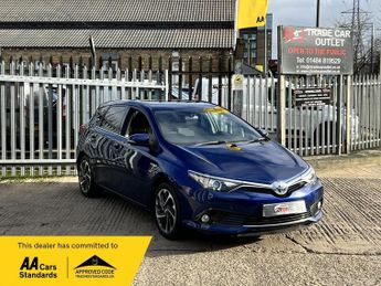 Toyota Auris 1.8 VVT-h Design CVT Euro 6 (s/s) 5dr