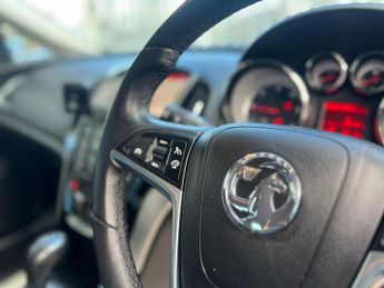 Vauxhall Astra 2.0 CDTi Elite Auto Euro 5 5dr