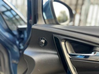 Vauxhall Astra 2.0 CDTi Elite Auto Euro 5 5dr