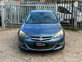 Vauxhall Astra 2.0 CDTi Elite Auto Euro 5 5dr