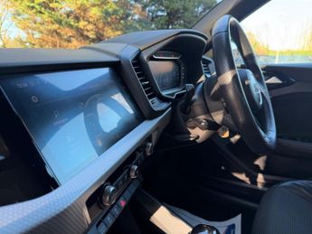 Audi A1 1.0 TFSI 30 S line Sportback S Tronic Euro 6 (s/s) 5dr