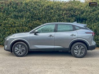 Nissan Qashqai 1.3 DIG-T MHEV Acenta Premium SUV 5dr Petrol Hybrid XTRON Euro 6